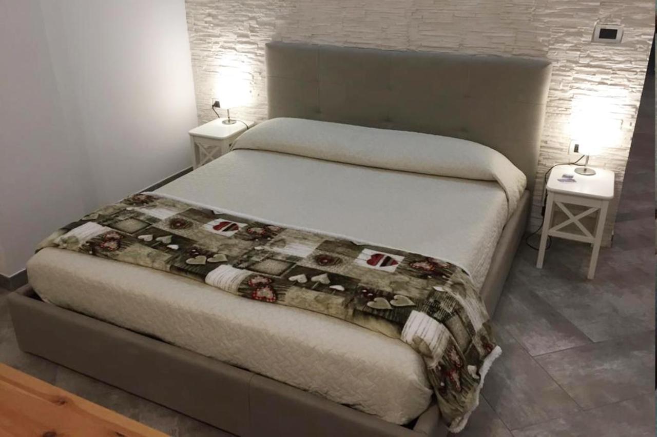 Taormina Holidays Apartment Giardini Naxos