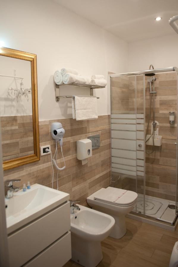Taormina Holidays Apartment Giardini Naxos