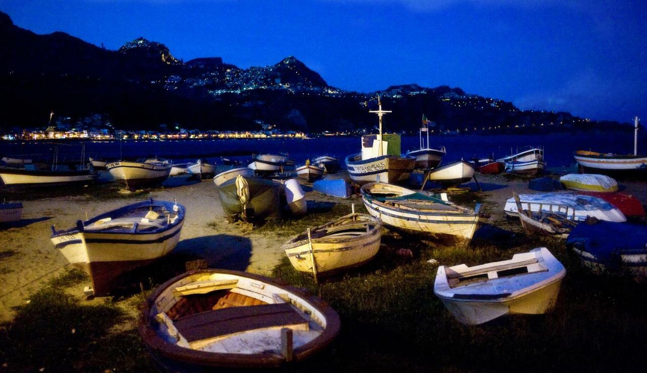 Taormina Holidays Apartment